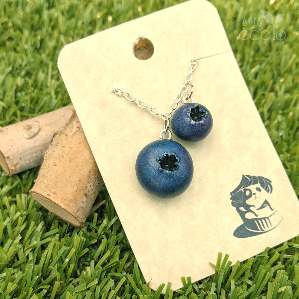 Collier BLEUETS fait main (4.20 $ remis à la cause choisie)