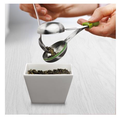 Infuseur à thé avec attrape-goutte (3.00 $ remis à la cause choisie)